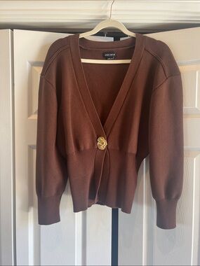 VIRAL Amazon Brown V-Neck Cardigan with Gold Button